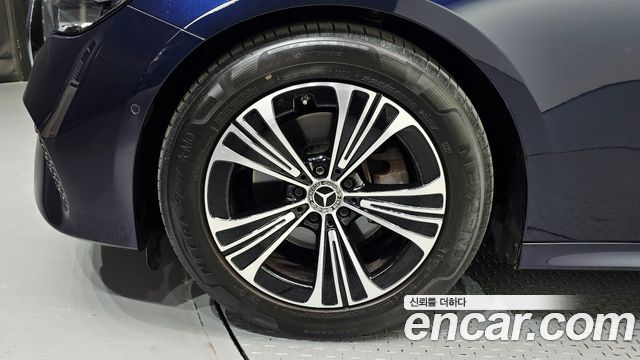 Mercedes-Benz E-Class (W214) E200 Avantgarde 2024 — фото 5
