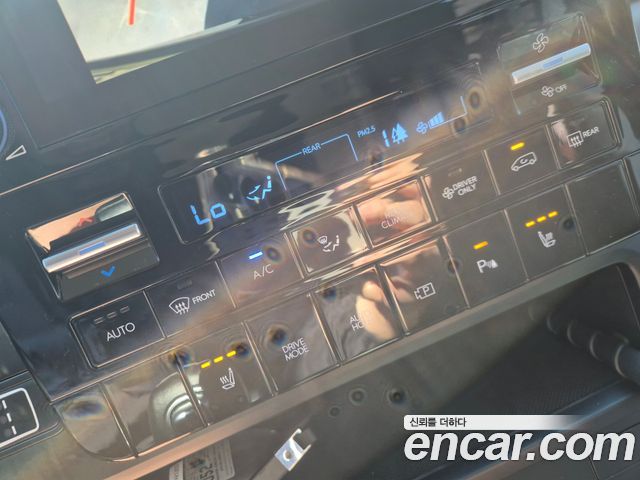 Hyundai Staria HEV 1.6 Tourer 9-Seater Modern 2025 — фото 21