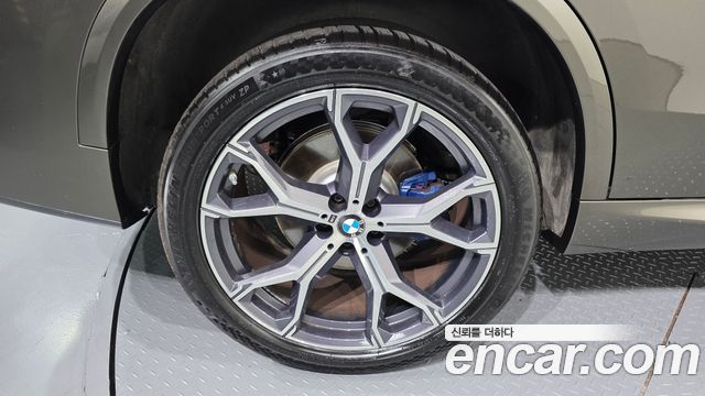 BMW X5 (G05) xDrive 40i M Sport 2022 — фото 5