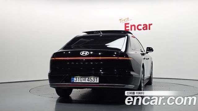 Hyundai Grandeur (GN7) 3.5 LPG 2WD Premium 2024 — фото 4