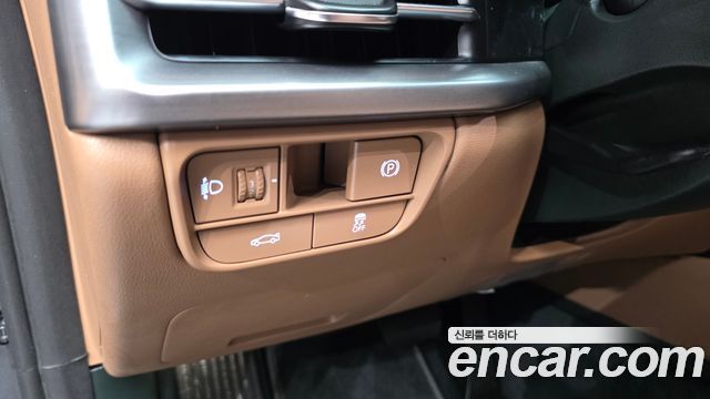 Hyundai Grandeur (GN7) 3.5 LPG 2WD Premium 2024 — фото 27