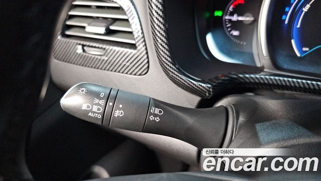 Renault Korea QM6 Gasoline 2WD LE 2019 — фото 30