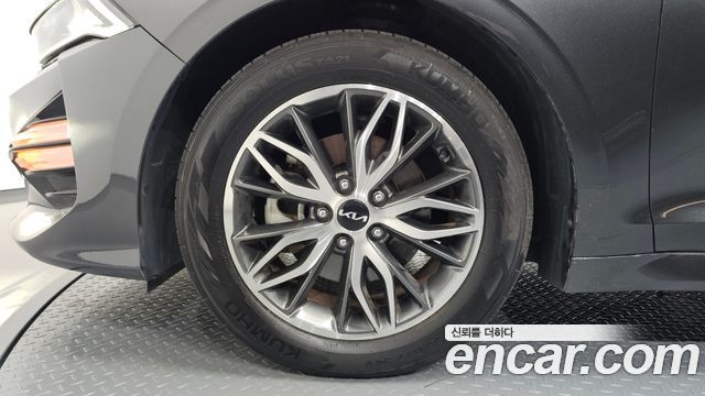 Kia K5 (III) 2.0 Prestige 2022 — фото 5
