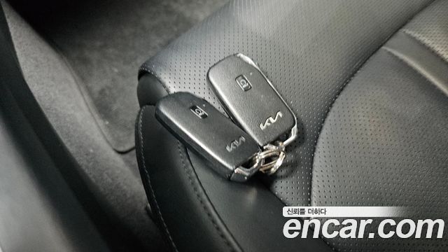 Kia K5 (III) 2.0 Prestige 2022 — фото 18