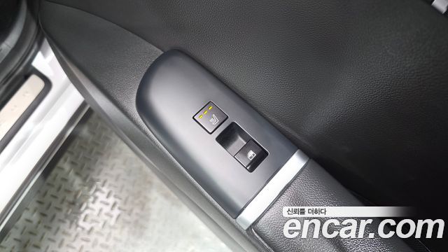 Hyundai Grandeur Hybrid (GN7) Exclusive 2023 — фото 29