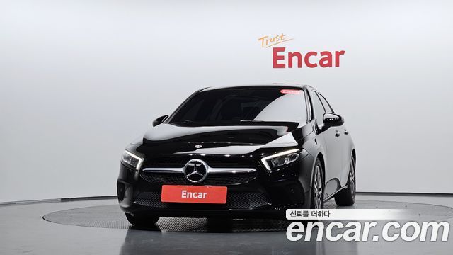 Mercedes-Benz A-Class (W177) A220 Sedan 2021 — фото 3