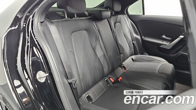 Mercedes-Benz A-Class (W177) A220 Sedan 2021 — фото 11