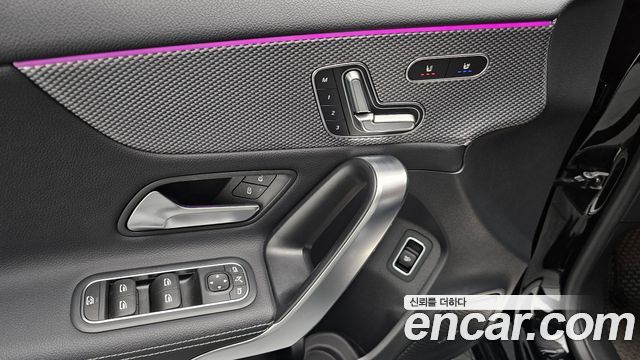 Mercedes-Benz A-Class (W177) A220 Sedan 2021 — фото 14