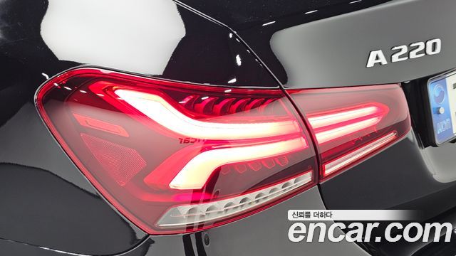 Mercedes-Benz A-Class (W177) A220 Sedan 2021 — фото 23