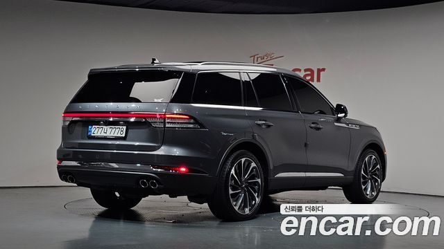 Lincoln Aviator (II) 3.0 Reserve  AWD 2021 — фото 2