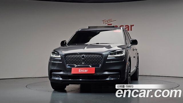 Lincoln Aviator (II) 3.0 Reserve  AWD 2021 — фото 3