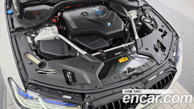 BMW 5 Series (G30) 530e M Sport 2021 — фото 6