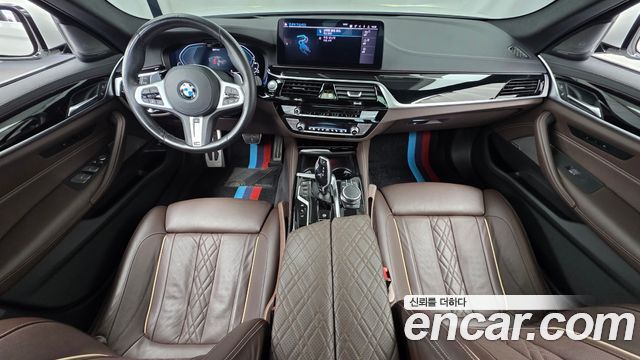 BMW 5 Series (G30) 530e M Sport 2021 — фото 7