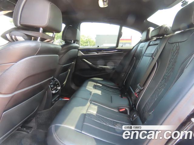 BMW 5 Series (G30) 530i M Sport Package Plus 2019 — фото 6