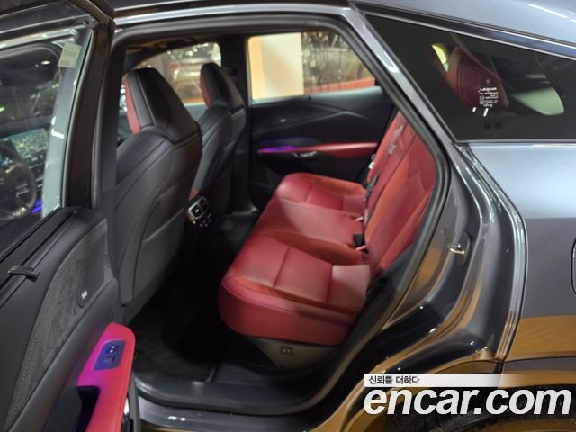Lexus RX500h (V) F-Sport 2025 — фото 16