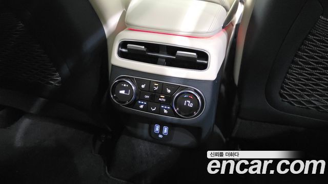 Genesis Electrified (GV70) e-AWD 2024 — фото 18