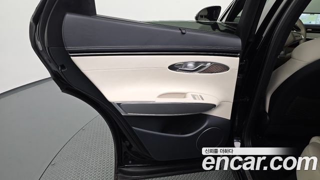Genesis Electrified (GV70) e-AWD 2024 — фото 25