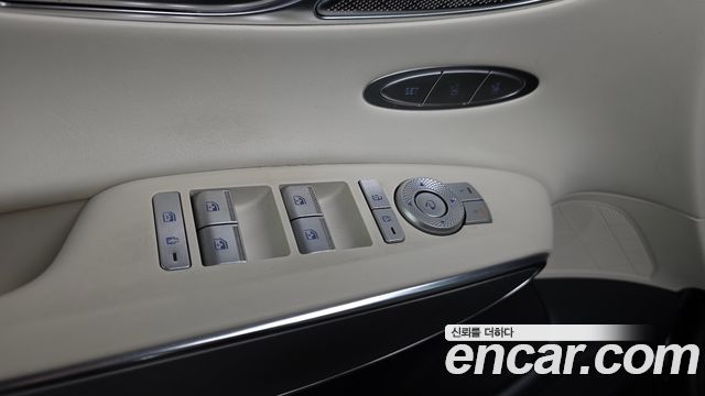 Genesis Electrified (GV70) e-AWD 2024 — фото 28