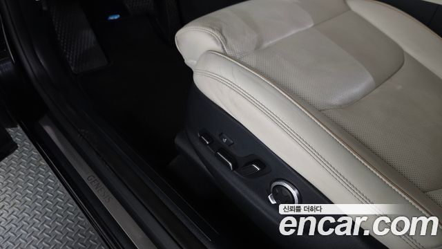 Genesis Electrified (GV70) e-AWD 2024 — фото 33