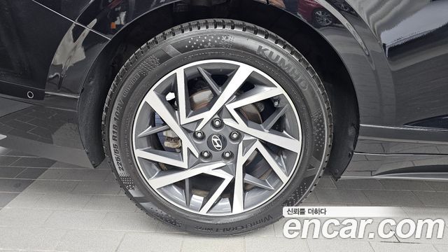 Hyundai Grandeur (GN7) 2,5 Gasoline 2WD Premium 2023 — фото 5