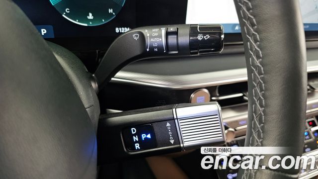 Hyundai Grandeur (GN7) 2,5 Gasoline 2WD Premium 2023 — фото 9