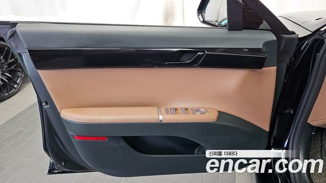 Hyundai Grandeur (GN7) 2,5 Gasoline 2WD Premium 2023 — фото 24