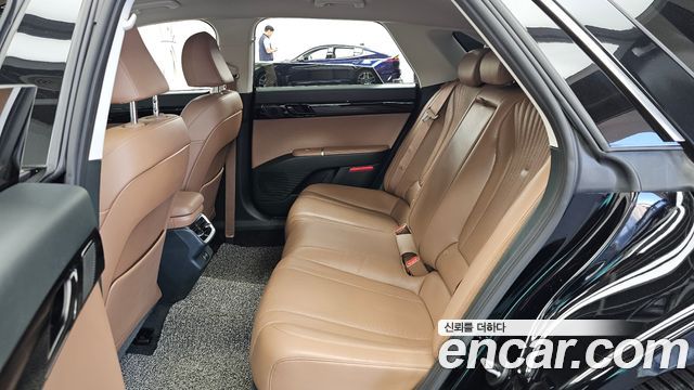 Hyundai Grandeur (GN7) 2,5 Gasoline 2WD Premium 2023 — фото 26