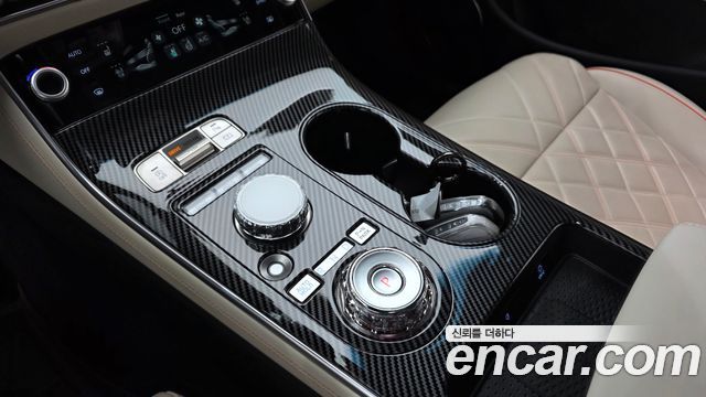 Genesis GV70 3.5T Gasoline AWD 2025 — фото 9