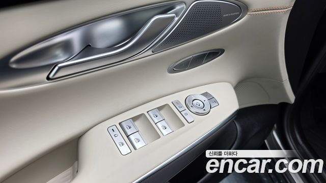 Genesis GV70 3.5T Gasoline AWD 2025 — фото 27