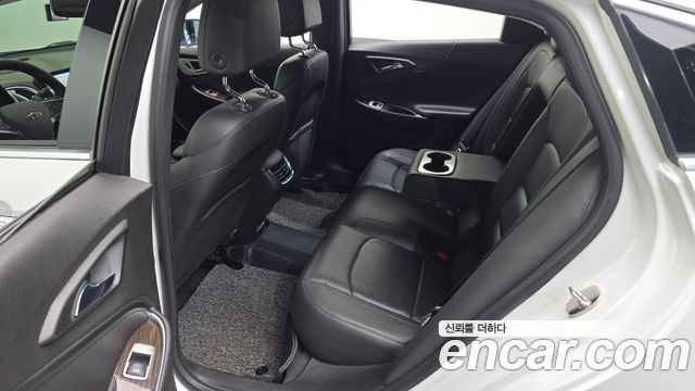 Chevrolet Malibu 2.0 Turbo LTZ Premium 2017 — фото 11