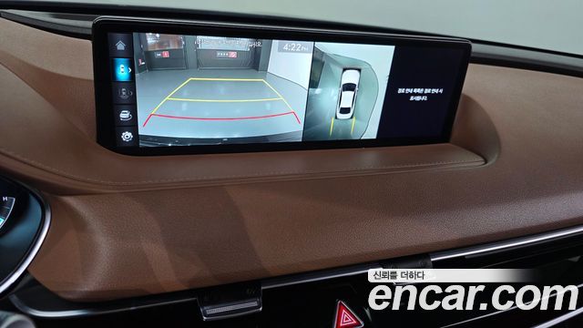 Genesis G80 (RG3) Gasoline 2.5 Turbo AWD 2024 — фото 17
