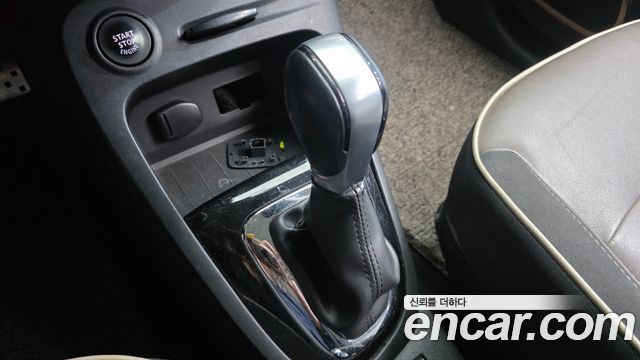 Renault Korea QM3 RE Signature 2017 — фото 9