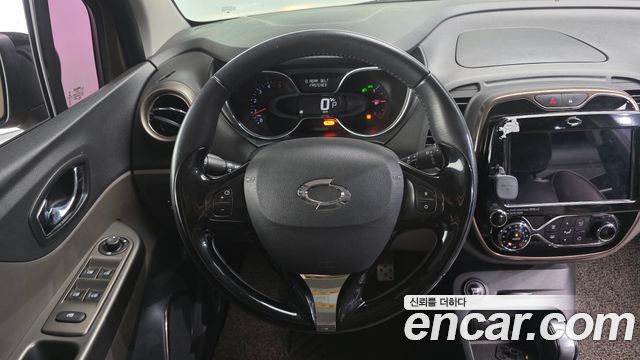 Renault Korea QM3 RE Signature 2017 — фото 13