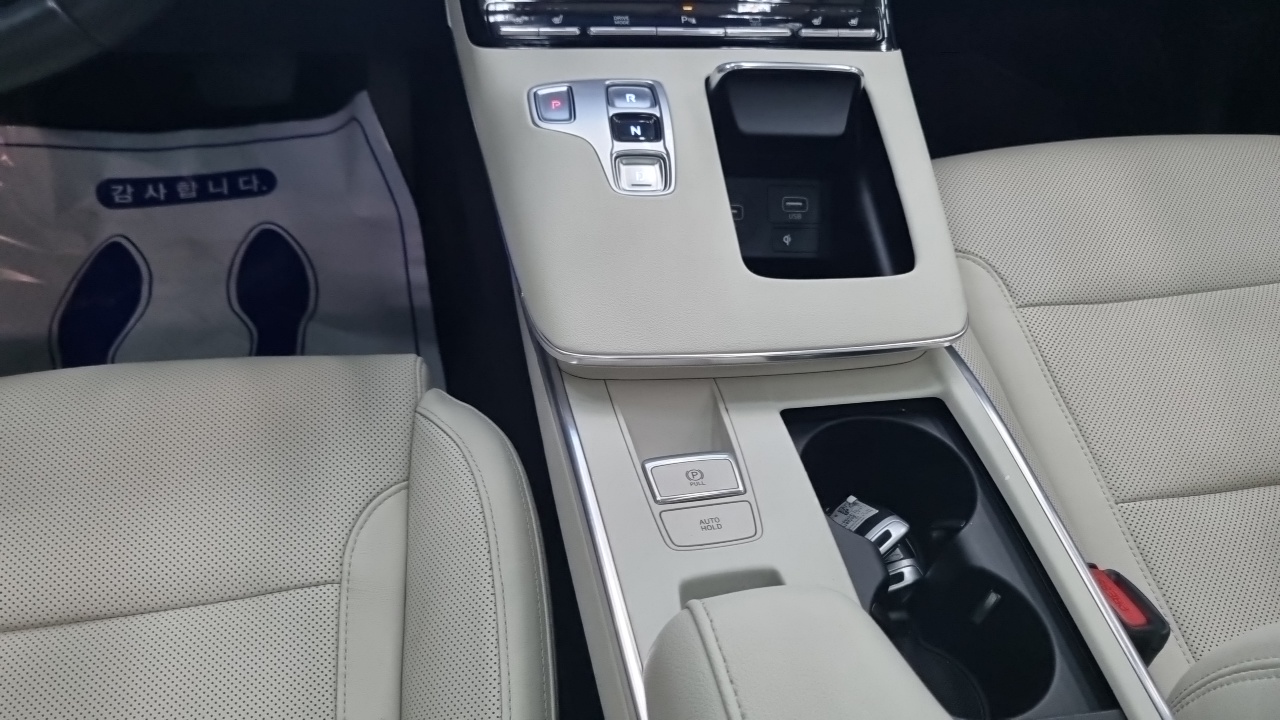 Hyundai Grandeur (IG) 2.5 Le Blanc 2023 — фото 9