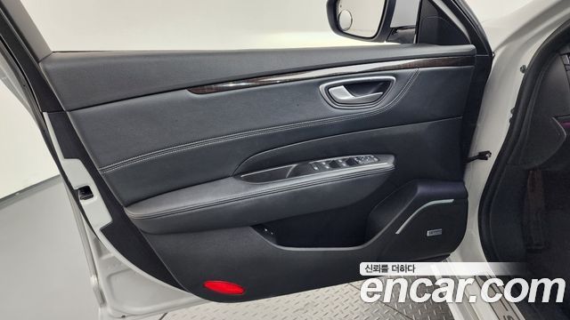 Renault Korea SM6 2.0 GDe RE 2017 — фото 24