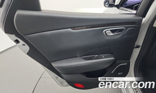 Renault Korea SM6 2.0 GDe RE 2017 — фото 25