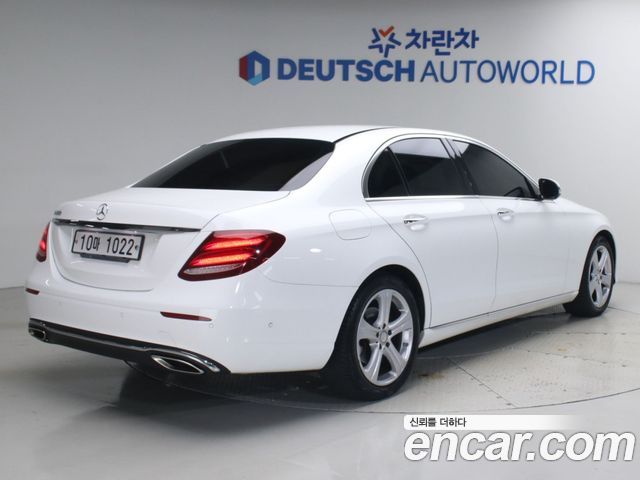 Mercedes-Benz E-Class (W213) E200 Avantgarde 2017 — фото 2