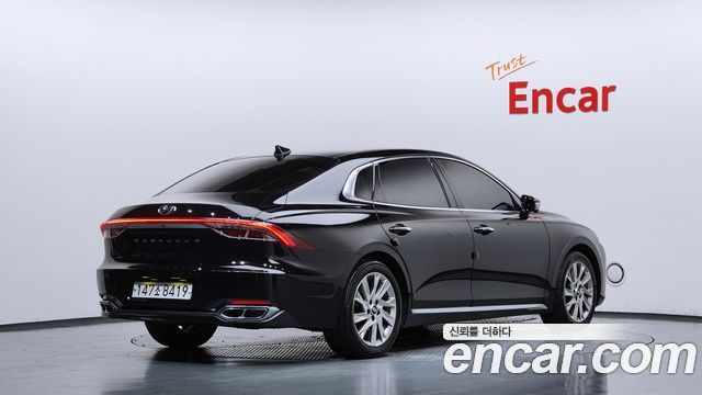 Hyundai Grandeur Hybrid (IG) Calligraphy 2020 — фото 2