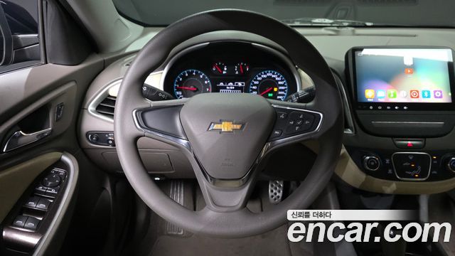 Chevrolet Malibu 1.5 Turbo LS Deluxe 2017 — фото 13