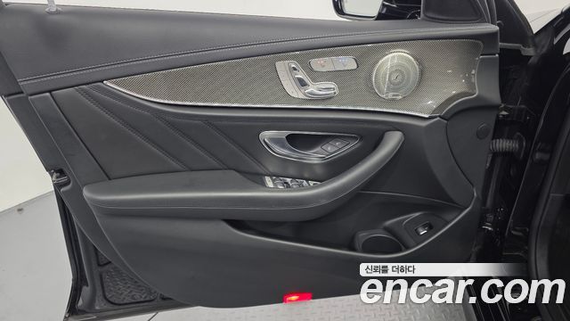 Mercedes-Benz E-Class (W213) E53 AMG 4MATIC+ 2021 — фото 24