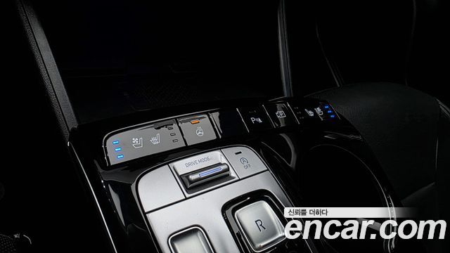 Hyundai Tucson (NX4) Gasoline 1.6 Turbo 2WD Inspiration 2022 — фото 17