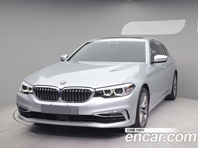 BMW 5 Series (G30) 520i Luxury