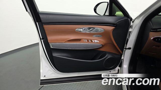 Genesis GV70 2.5T Gasoline 2WD 2021 — фото 24