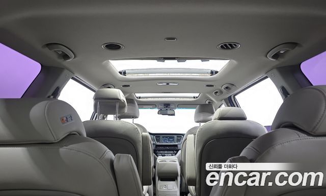 Kia Carnival 9-Seater Luxury 2019 — фото 17