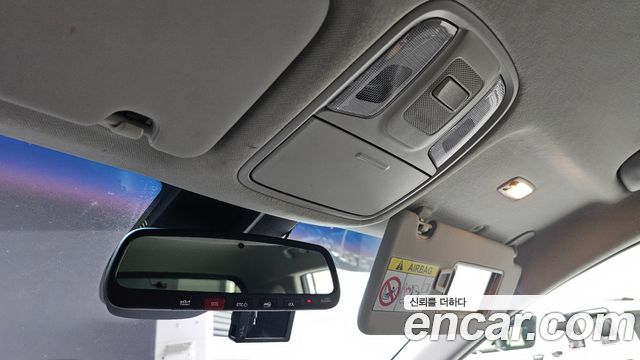 Kia Niro Plus Air 2023 — фото 27