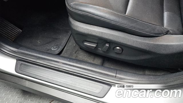 Kia Niro Plus Air 2023 — фото 33
