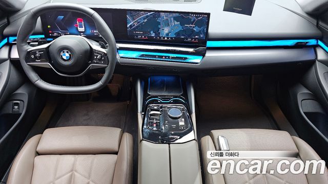 BMW 5 Series (G60) 523d xDrive 2024 — фото 7