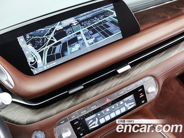 Genesis G90 (RS4) Gasoline 3.5 Turbo AWD 2022 — фото 20
