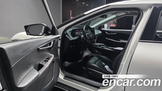 Kia EV6 Long Range Air 2023 — фото 10