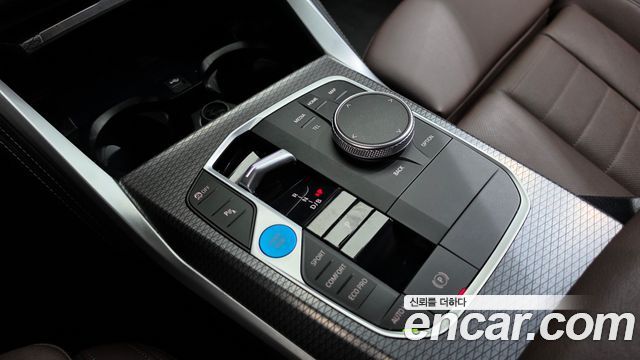 BMW i4 eDrive40 M Sports Pro 2024 — фото 9